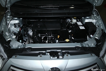 2012款中华H230 1.5L手动舒适型