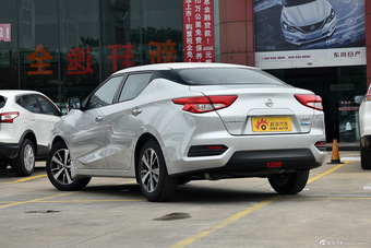 2016款蓝鸟 1.6L自动炫酷版