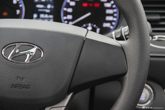 2016款名图1.8L自动GLS智能型