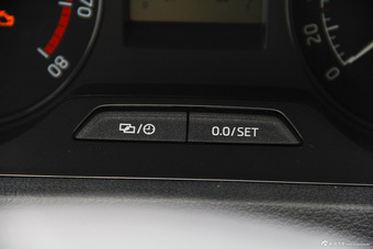 2016款昕动1.6L自动前行版