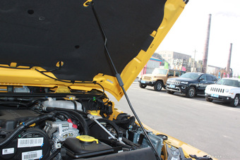 2015款牧马人柴油版到店实拍