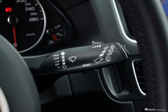 2014款奥迪Q5 45TFSI quattro运动型
