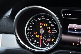 2015款奔驰GLE级 320 3.0T自动运动SUV