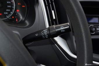 2016款吉利金刚三厢1.5L手动进取型 国IV