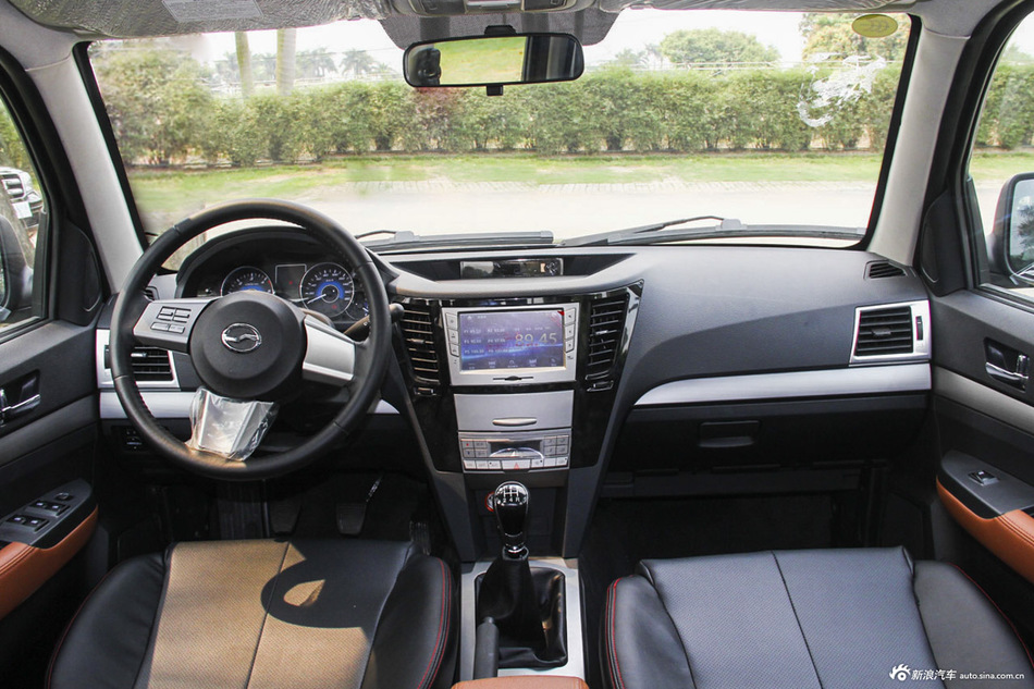 2016款中兴威虎TUV 2.5T手动澳洲版柴油两驱豪华型