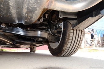 2017款阿特兹2.0L自动蓝天豪华版