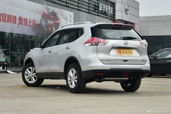 2015款奇骏2.5L自动XL四驱领先MAX版