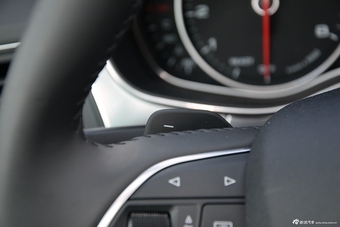 2016款奥迪A6L 1.8T自动TFSI技术型