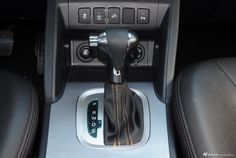 2015款第二代瑞风S5 2.0T 自动豪华型