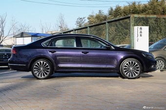 2016款帕萨特2.0T自动至尊版380TSI