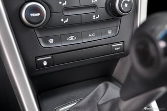 2014款MG6 1.8T掀背手动性能版