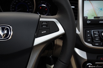 2015款逸动1.6L手动豪华