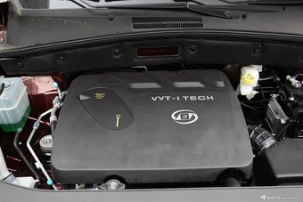 2016款宝骏560 1.8L手动豪华型