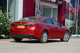 2017款阿特兹2.0L自动蓝天豪华版