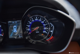 2016款北汽绅宝X35 1.5L手动豪华版