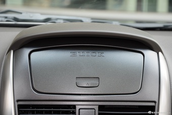 2015款凯越1.5L手动尊享型