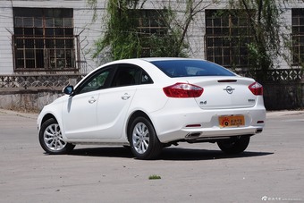 2015款海马M6 1.5T CVT驭FUN型