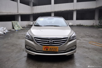 2013款名图1.8GLS自动智能型丝绸金