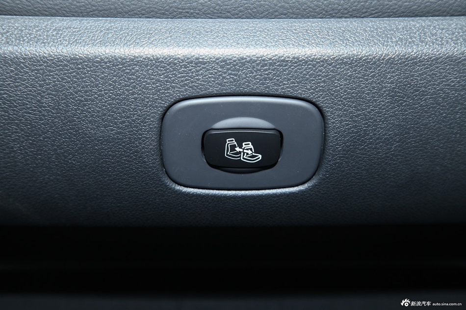 2014款东风标致508罗兰加洛斯版