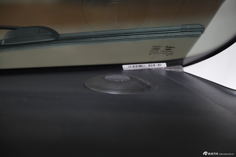 2013款瑞风M5 2.0T自动商务版