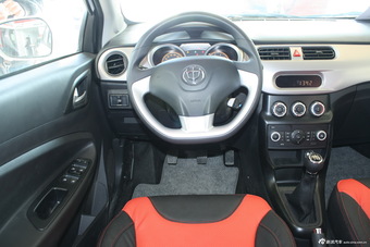 2014款中华H220 1.5L手动舒适型