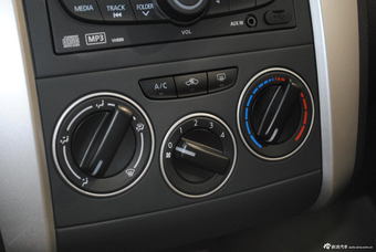 2014款启辰R50X 1.6L手动版