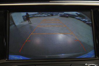 2016款昂科威2.0T自动四驱全能运动旗舰型28