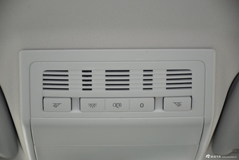 2016款凯路威2.0T自动四驱舒适版9座