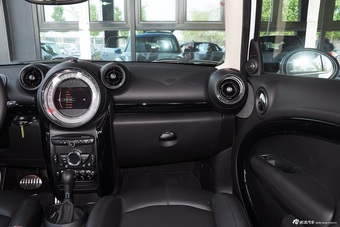 2015款MINI COUNTRYMAN 1.6T COOPER S All 4进藏限量版