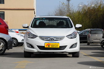 2015款朗动1.6L自动尊贵型