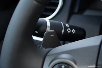 2016款第四代发现3.0T自动V6 SC HSE