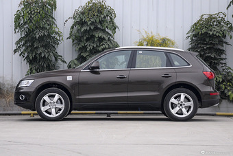 2016款奥迪Q5 2.0T自动40TFSI 技术型