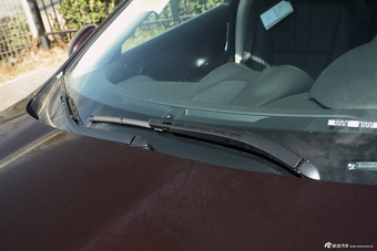 2016款捷豹XJL 2.0T自动两驱典雅商务版