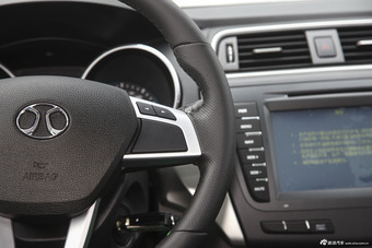 2015款绅宝X65 2.0T手动精英型