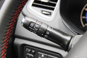 2016款瑞虎5 2.0L自动卓越版