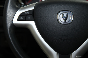 2014款长安CX20 1.4L手动运动版