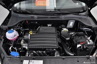 2013款新桑塔纳1.6L自动舒适版图片