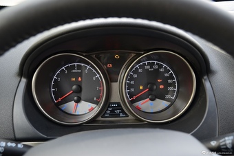 2015款吉利GX7 1.8L手动运动版新精英型升级版国V