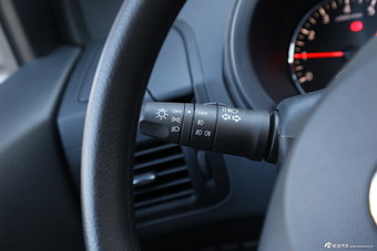 2015款东风风度MX6 2.0L CVT四驱UPR