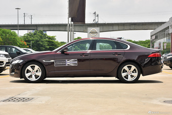 2015款捷豹XF 3.0自动SC R-Sport 风华版