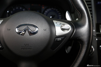 2013款英菲尼迪QX70 3.7L标准版