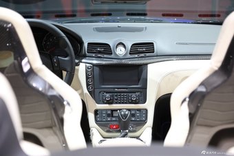 2015上海车展：玛莎拉蒂Gran Cabrio MC百年纪念版敞篷跑车