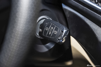 2015款长城C30 1.5L自动舒适型