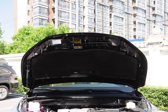 2015款汉兰达2.0T自动两驱精英版7座