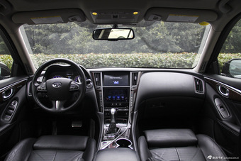 2014款英菲尼迪Q50 3.7自动豪华运动版图片