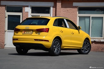 2016款奥迪Q3 2.0T自动quattro全时四驱35TFSI风尚型