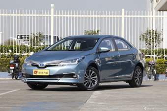 2016款卡罗拉双擎1.8L自动旗舰版图片