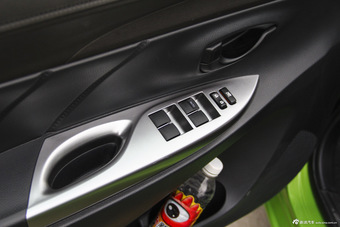 2014款YARiS L 致炫1.5L自动炫动版
