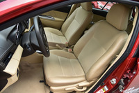 2015款YARiS L致炫1.5G自动炫动天窗特别版