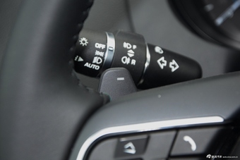 2016款捷豹F-PACE 2.0T自动都市尊享版